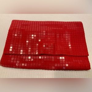 Le Regale Vintage Red Mesh Clutch